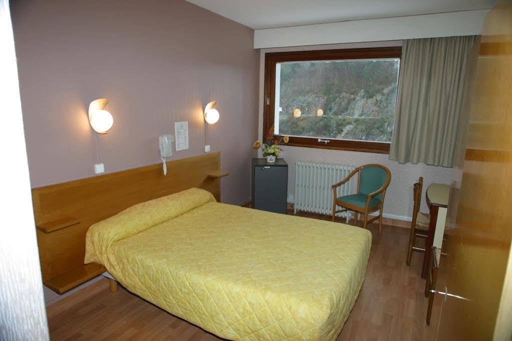 Logis Garabit Hotel Exterior photo